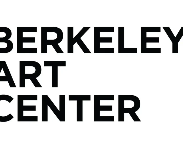 Logo Berkeley Art Center in caratteri neri.